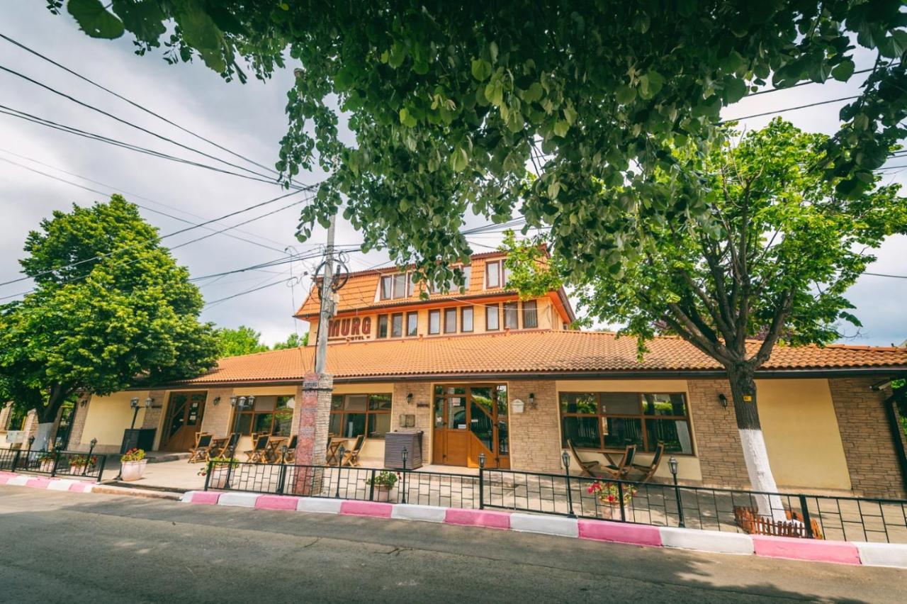 Hotel Amurg Ефорие Суд Екстериор снимка