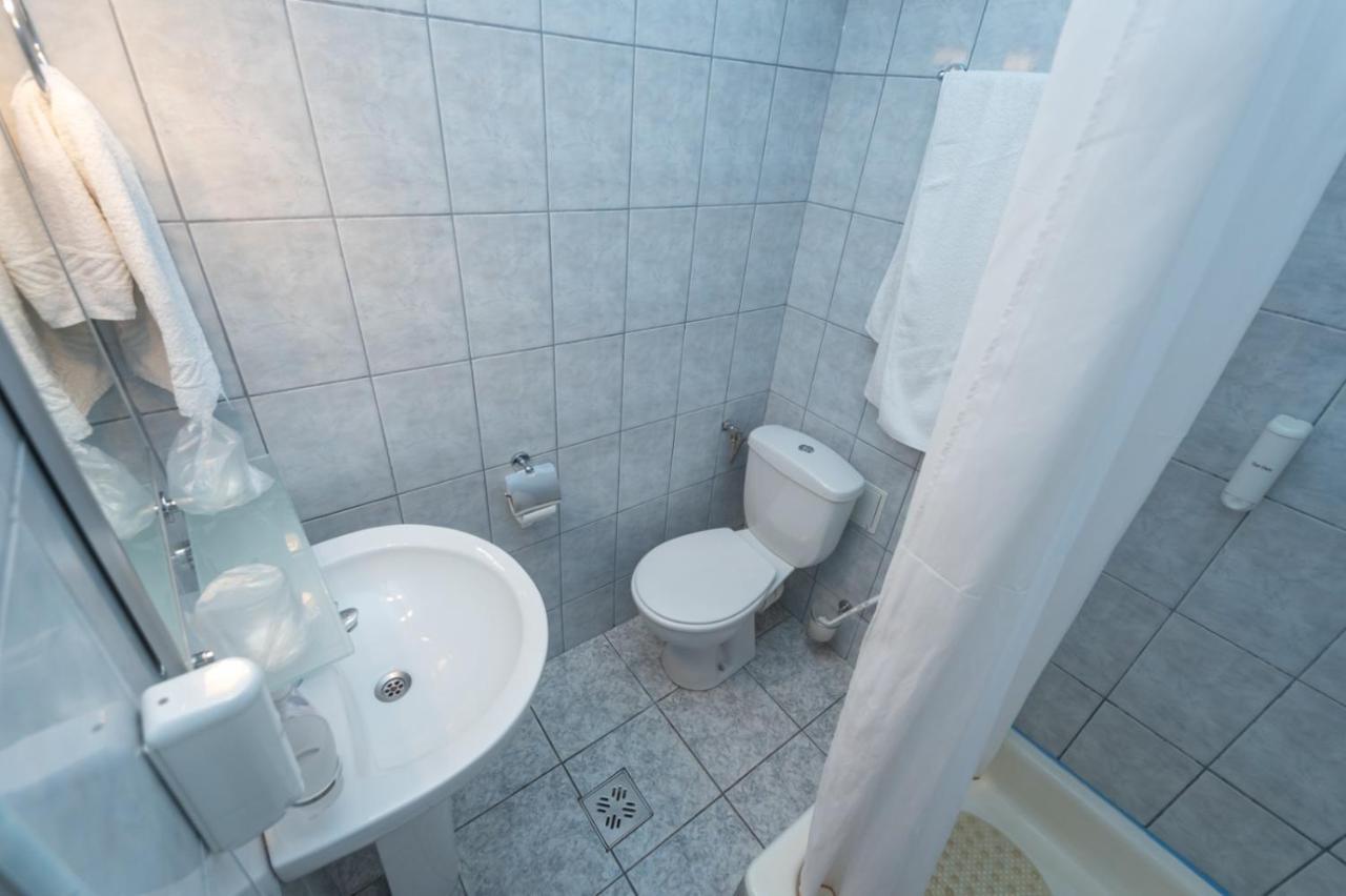 Hotel Amurg Ефорие Суд Екстериор снимка