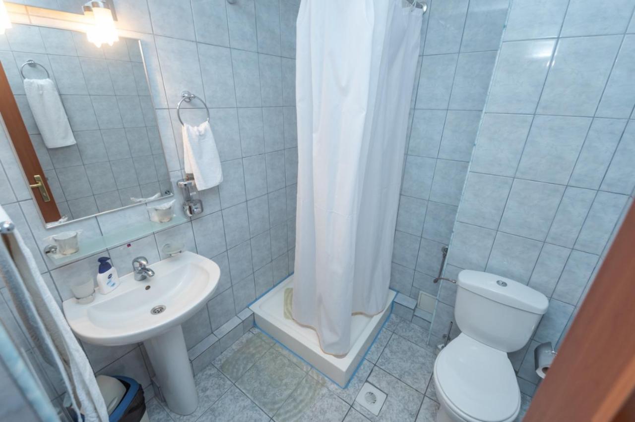 Hotel Amurg Ефорие Суд Екстериор снимка